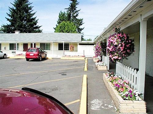 Valley Inn - Lebanon Oregon المظهر الخارجي الصورة